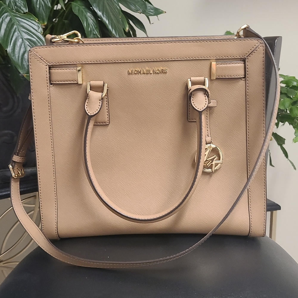 NEW!! Authentic Large Michael Kors Camel Tote